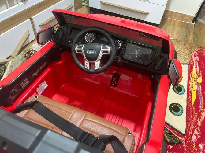 ماشین شارژی فورد|اسباببازی بچه|زنجان, |دیوار