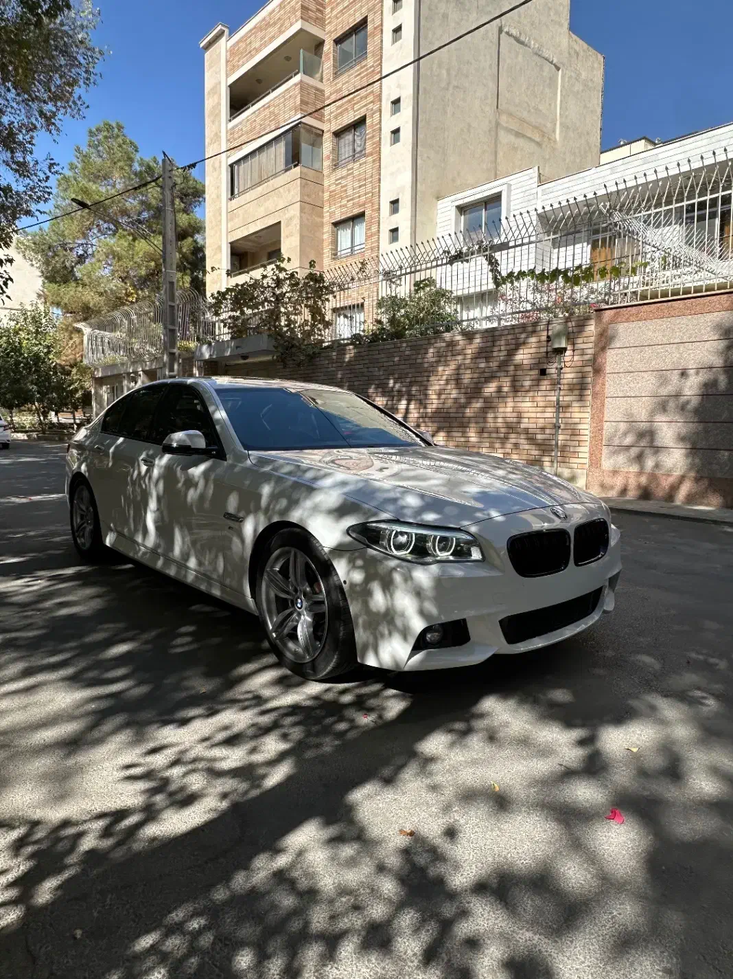 Bmw 528 i 2014 - بدون رنگ - تک کلید- ۱۲۰ تا کار|خودرو سواری و وانت|اصفهان, شاهزید|دیوار