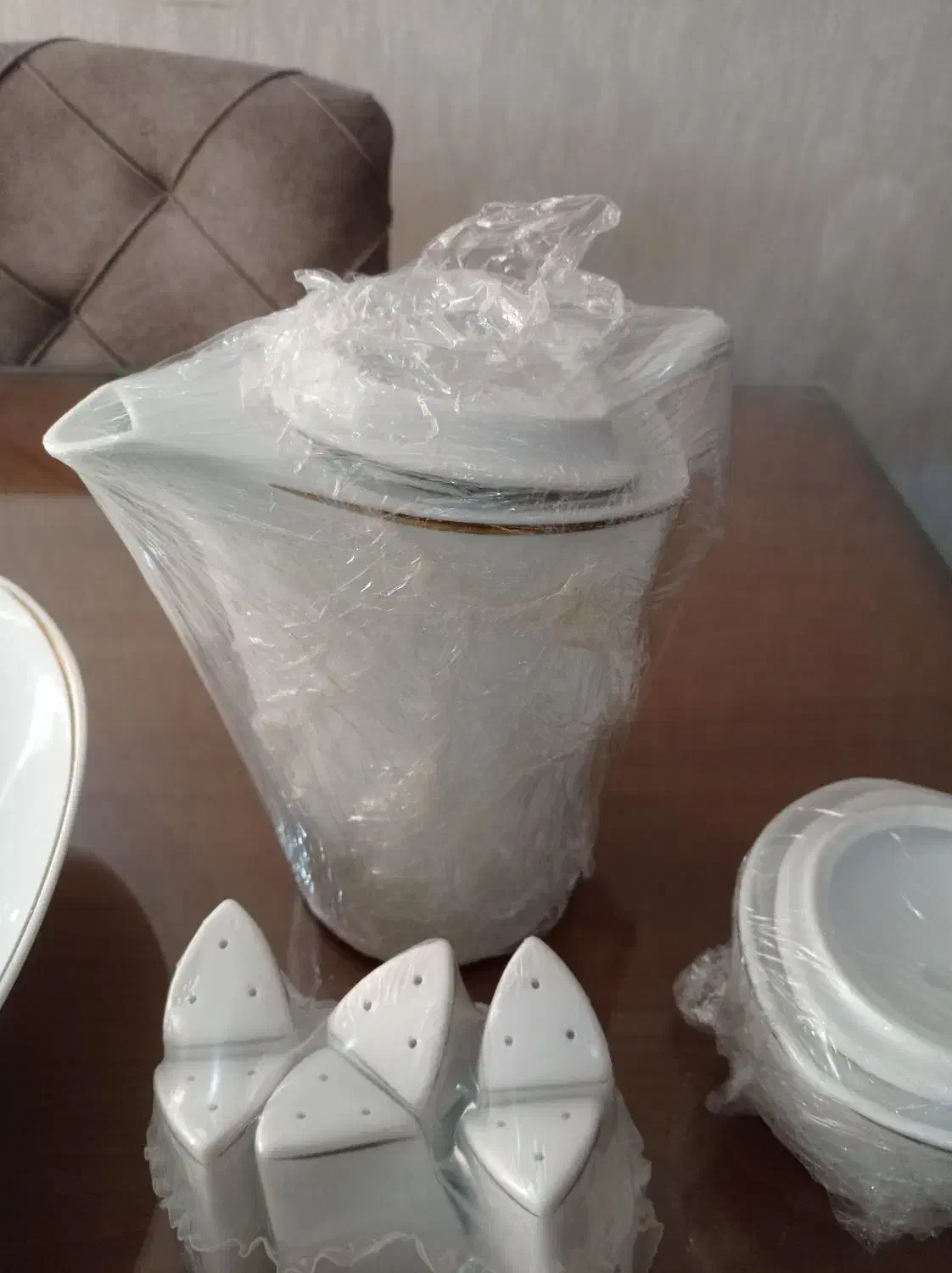 چینی تقدیس|ظروف سرو و پذیرایی|مشهد, دانشجو|دیوار