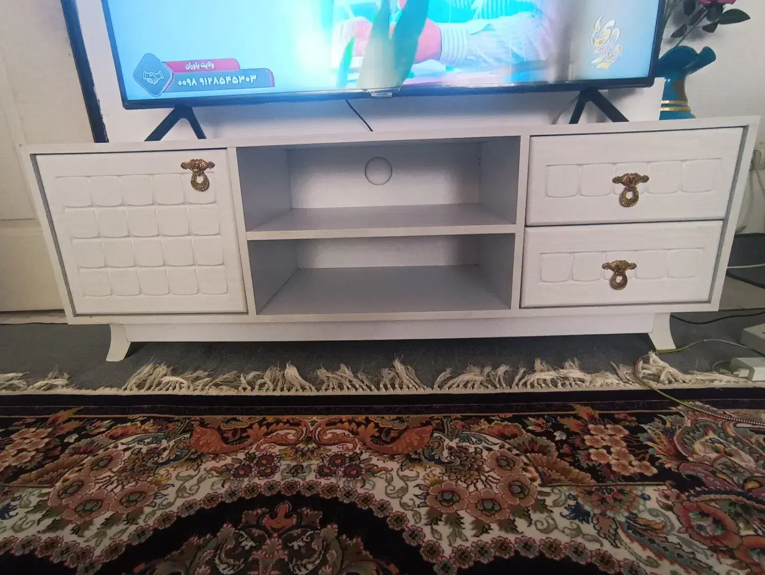 زیر تلویزیون|میز تلویزیون|فشاپویه, |دیوار