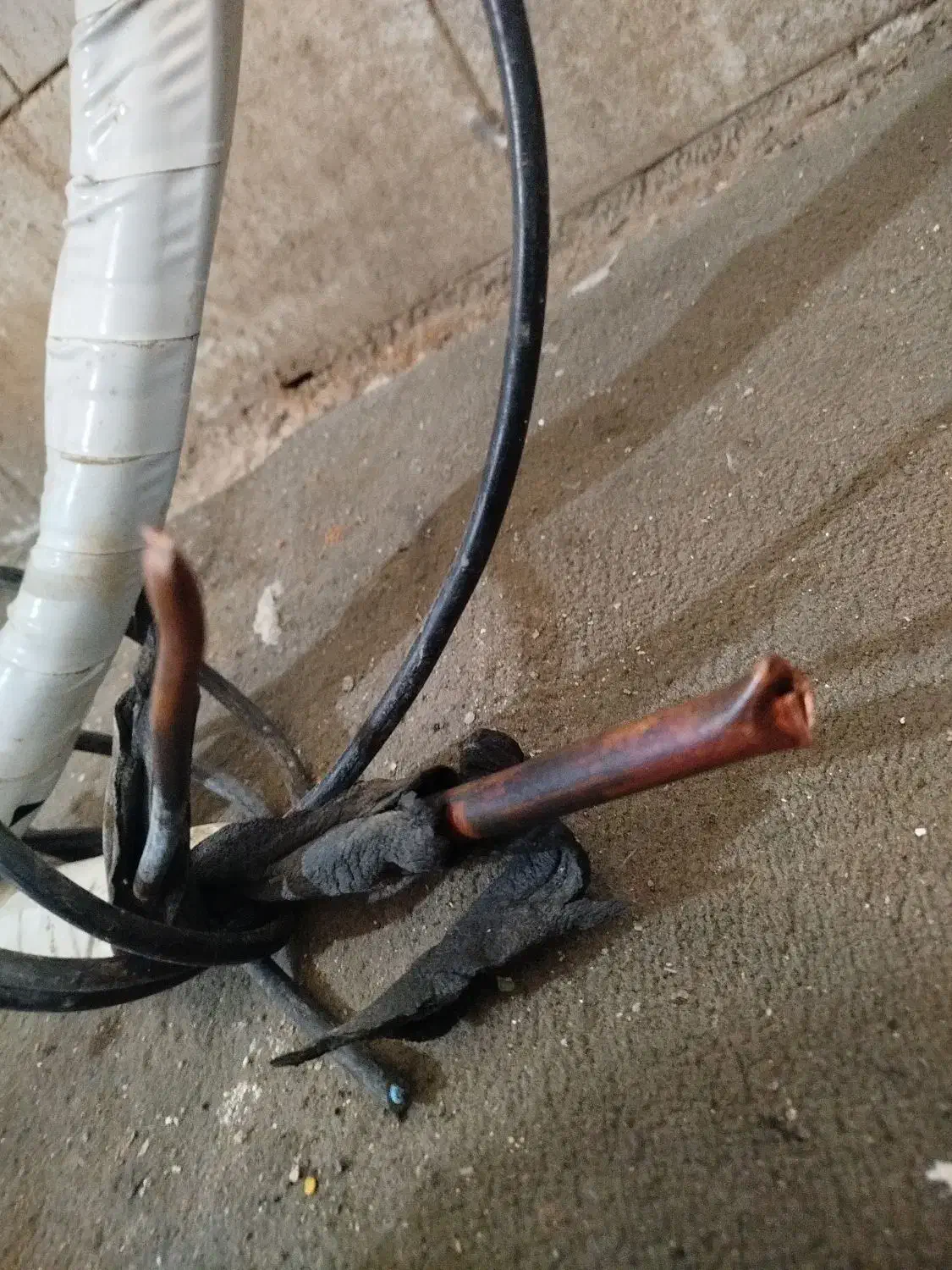 لوله مسی|کولر گازی و فن‌کوئل|قم, دروازه چوبی|دیوار