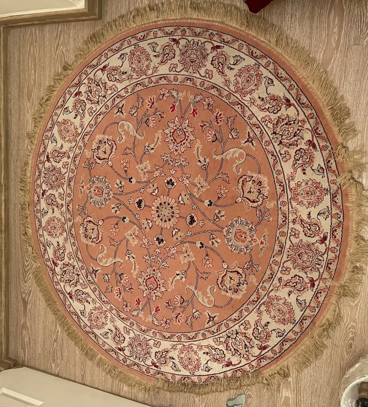 فرش ماشینی گرد|فرش|تهران, پاسداران|دیوار