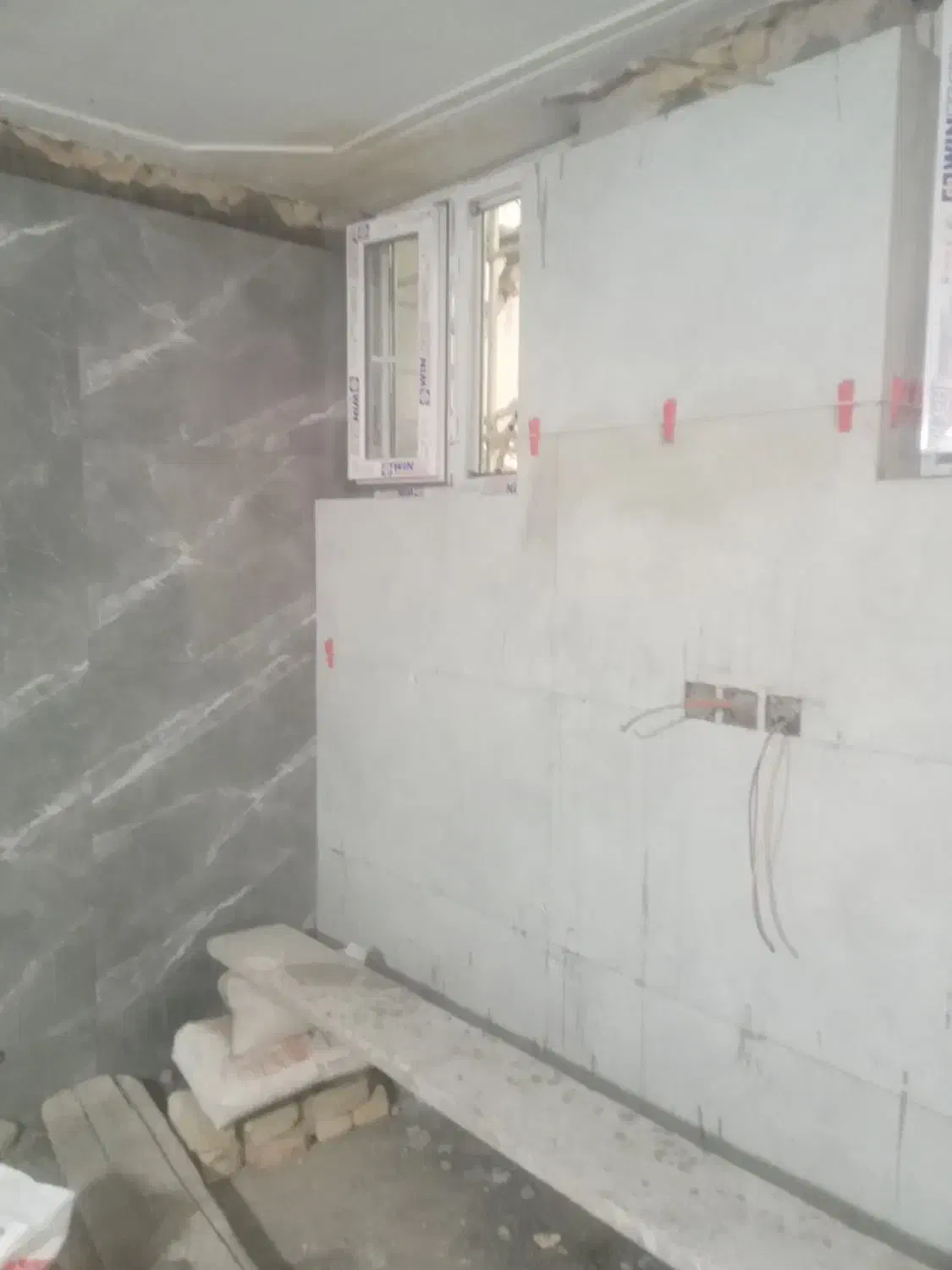 کاشی کاری ورفع نم زدگی|خدمات پیشه و مهارت|کرمانشاه, |دیوار