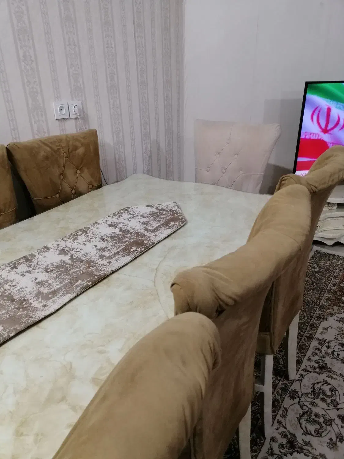 میز غذاخوری ۸نفره|میز و صندلی غذاخوری|تهران, شهرک گلها (تهرانسر)|دیوار