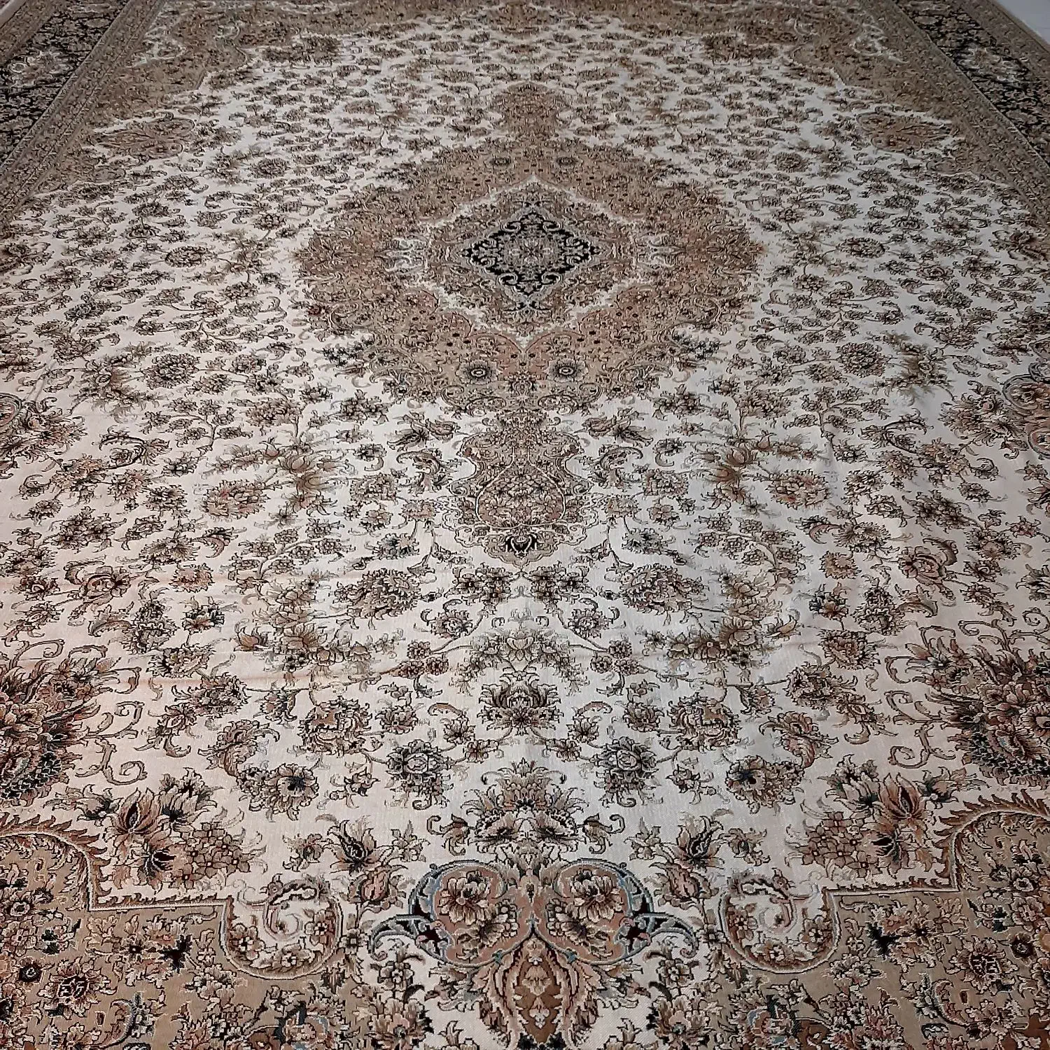 رو فرشی ۹متری در حد نو|روفرشی|اراک, |دیوار