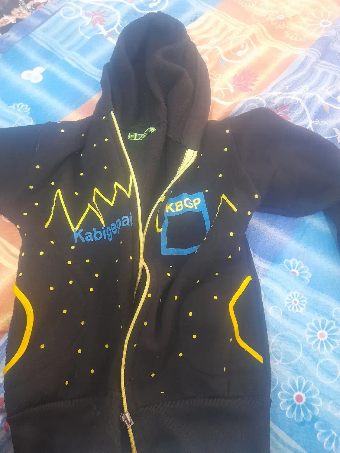 پلیور مشکی|لباس|جوانرود, |دیوار