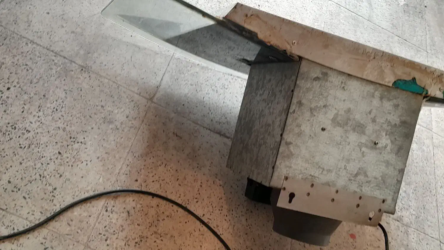 هود|هود|ایوان, |دیوار