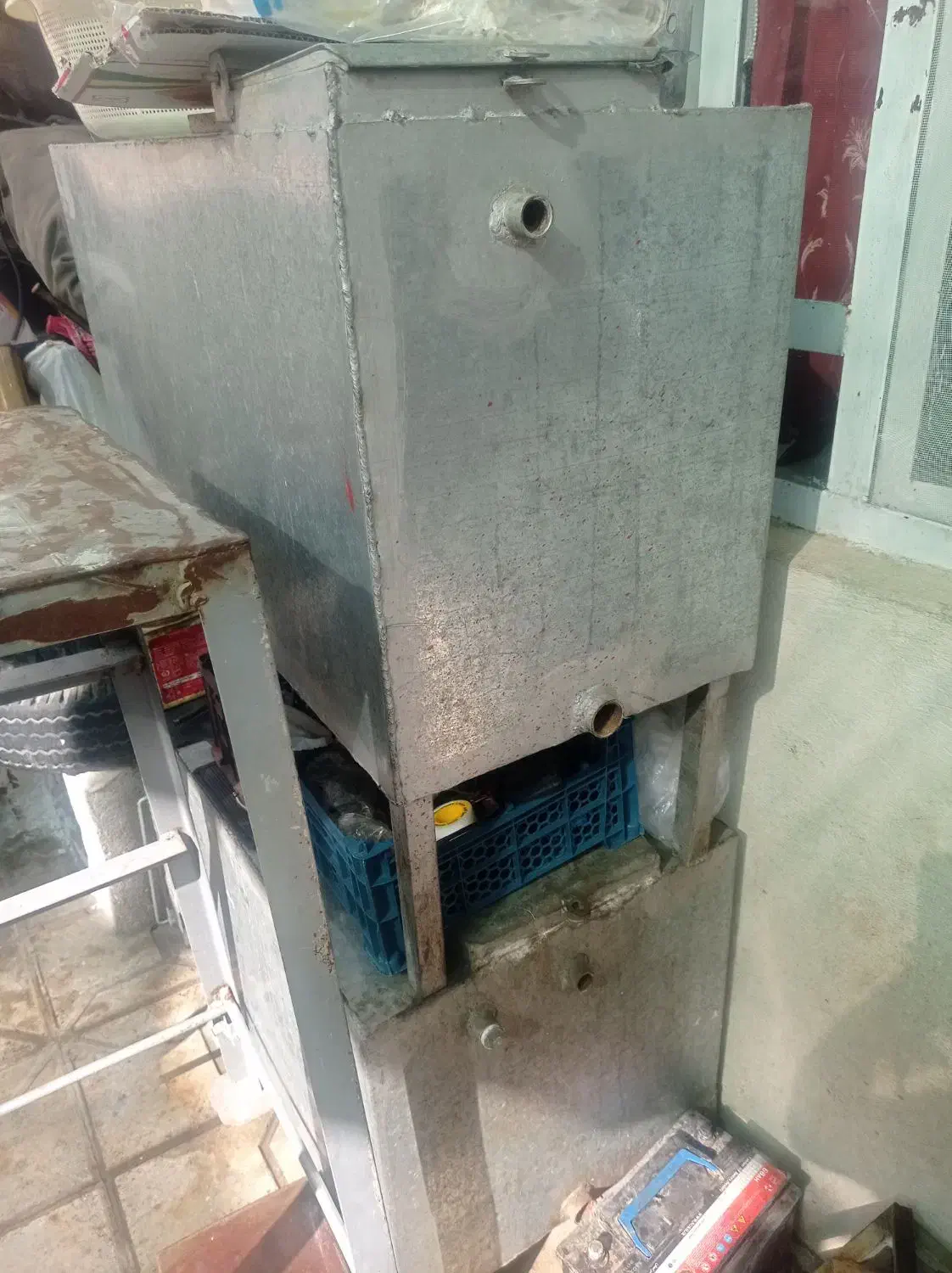 مخزن تانکردست دوم|مصالح و تجهیزات ساختمان|شیراز, دشت چنار|دیوار