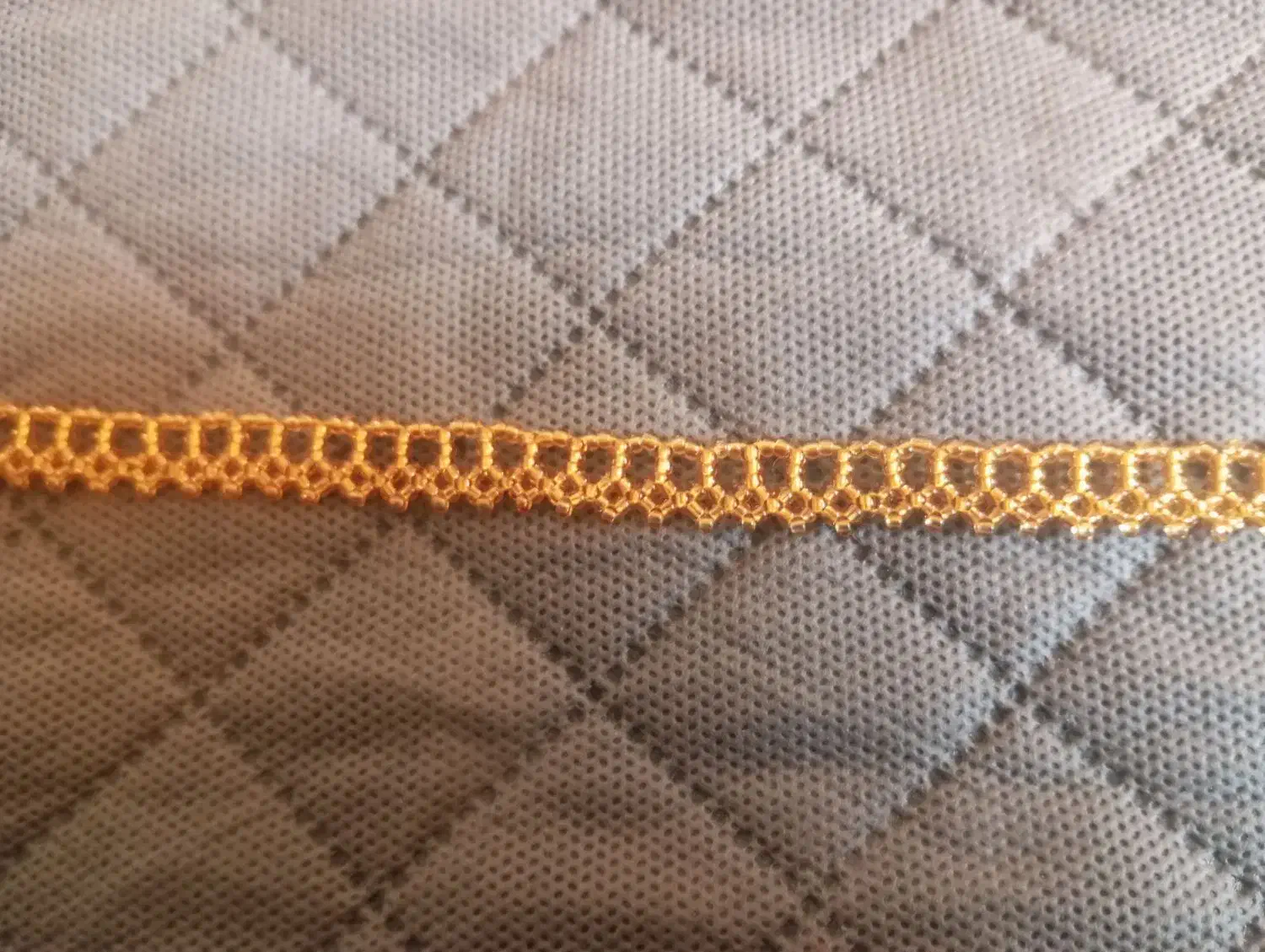 پایه کلاه|لباس|یاسوج, |دیوار