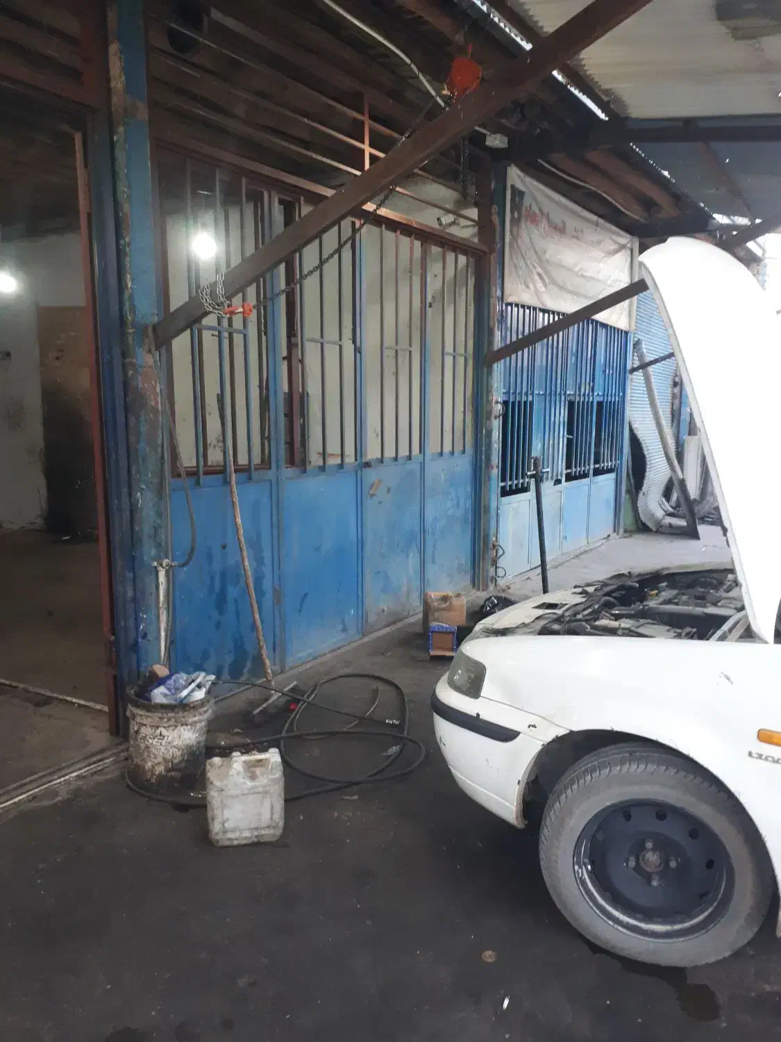 اجاره یک باب مغازه داخل گاراژ اول خیابان نیکبخت|اجارهٔ مغازه و غرفه|مبارکه, |دیوار