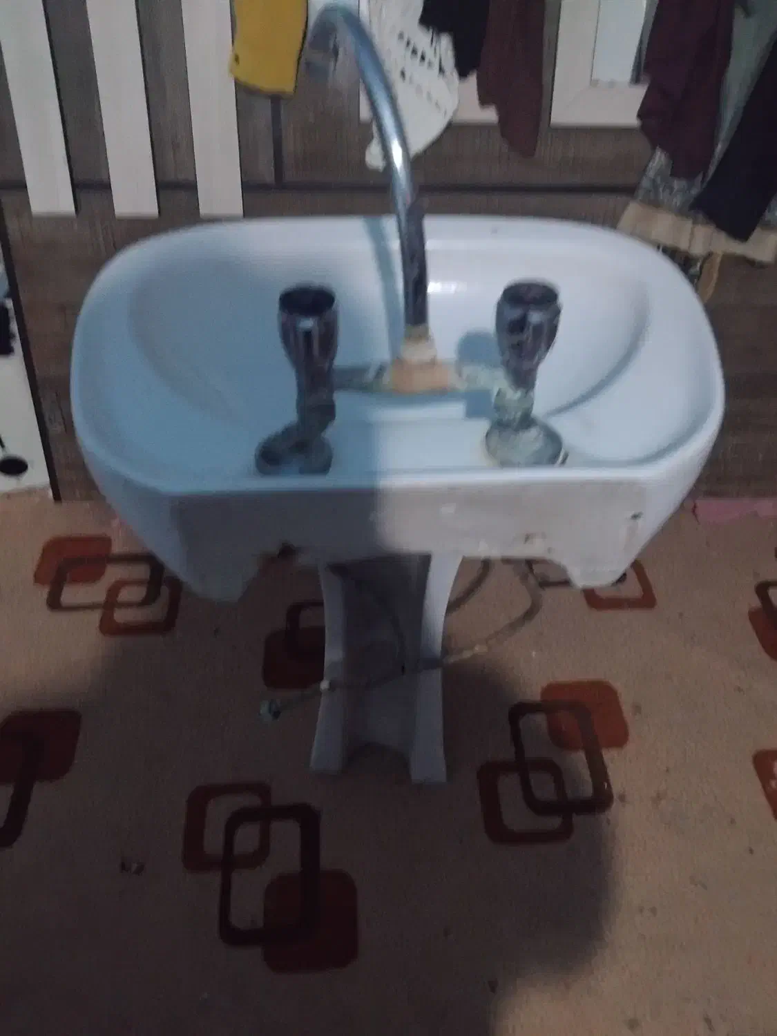 یک عدد روشویی بزرگ درحد نو|لوازم سرویس بهداشتی|آبادان, |دیوار