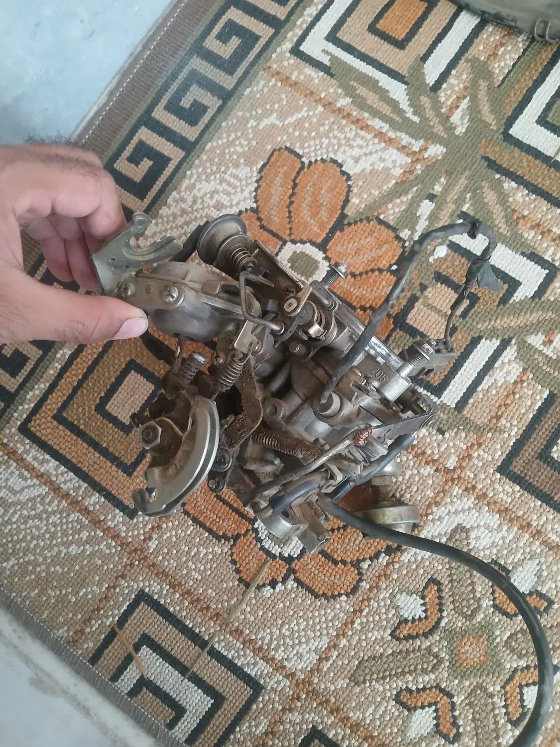 کاربراتور مزدا 2000|قطعات یدکی و لوازم جانبی|آزادشهر, |دیوار