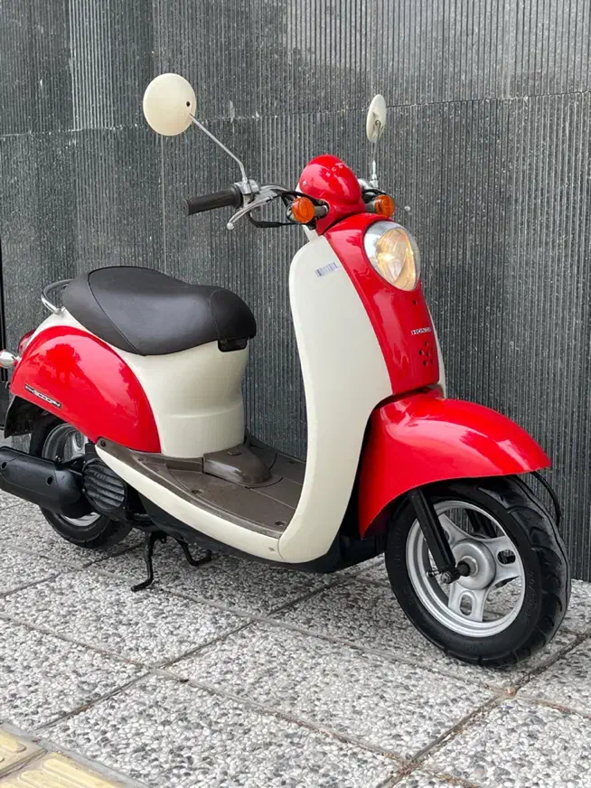 پاکشتی هوندا اسکوپی چهار زمانه رادیاتور دار|موتورسیکلت|شیراز, کاراندیش|دیوار