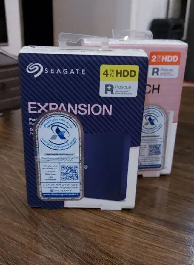 دو عدد هارد اکسترنال SEAGATE ( آکبند و پلمب )|قطعات و لوازم جانبی رایانه|تهران, امامت|دیوار