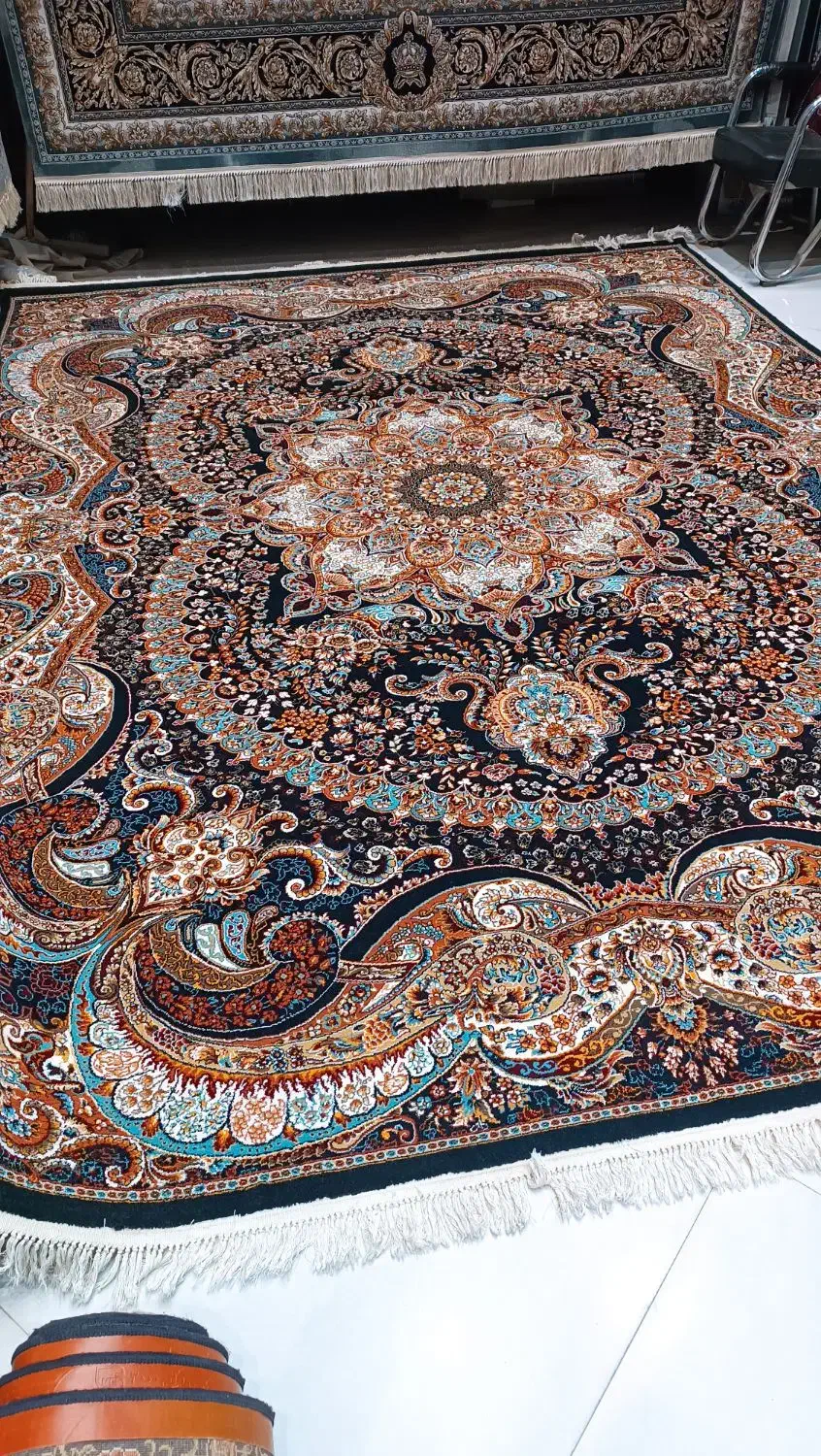 یک جفت فرش سورمه ای ۱۲متری ۷۰۰شانه تراکم ۳۰۰۰|فرش|مشهد, شهید معقول|دیوار