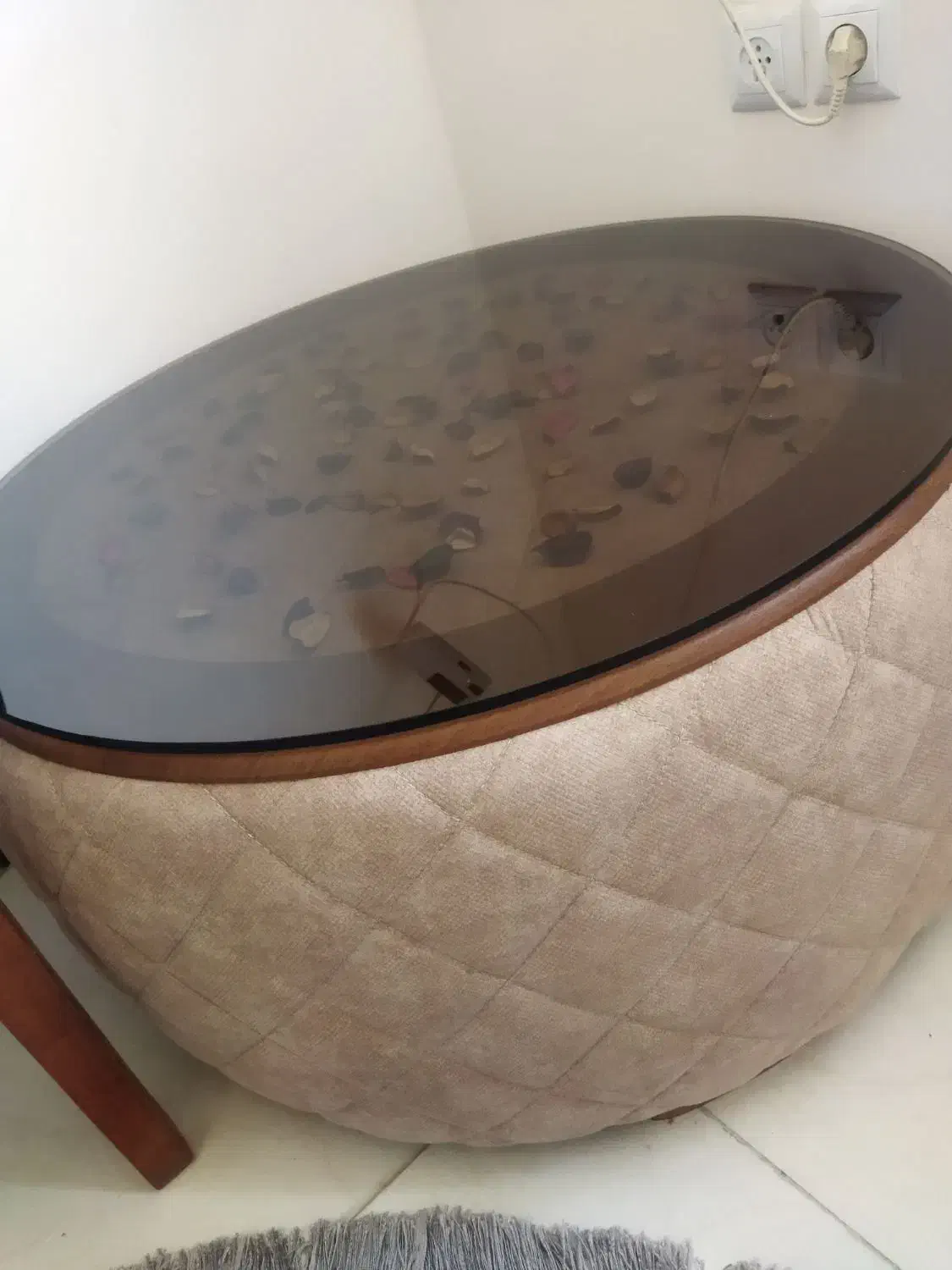 جلو مبلی پاف|مبلمان خانگی و میز عسلی|رشت, حسین آباد|دیوار