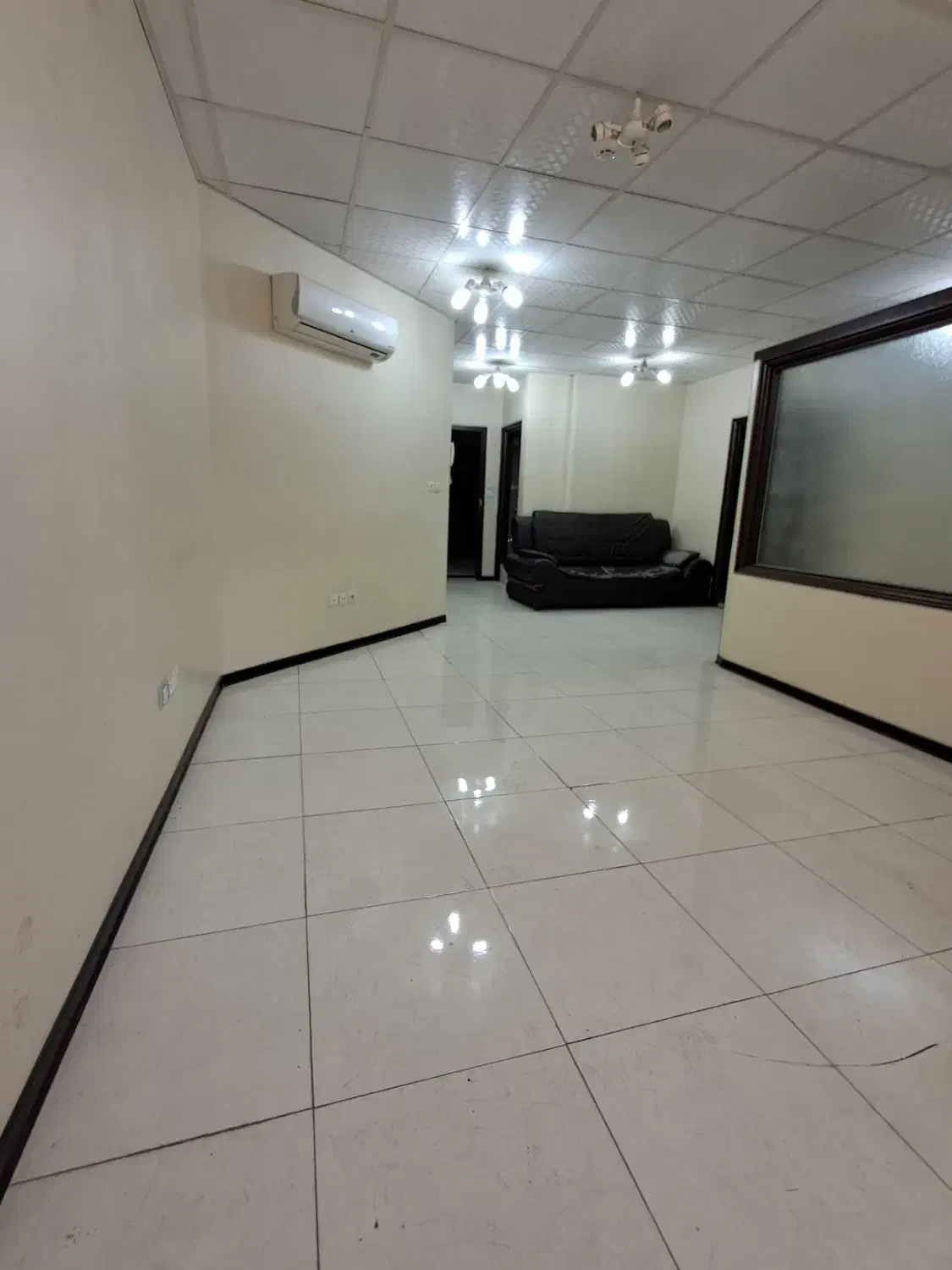 معاوضه و تهاتر ۹واحداداری احمدآباد باملک در اصفهان|فروش دفتر کار، اتاق اداری، مطب|اصفهان, مفتح|دیوار