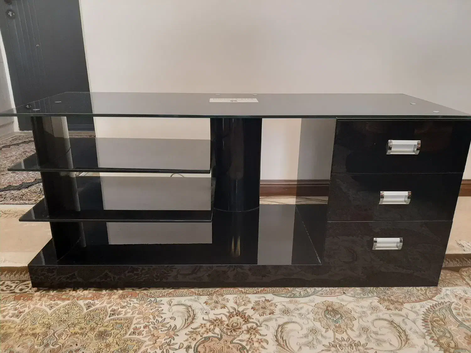 میز تلویزیون شیشه ای|میز تلویزیون|تهران, صادقیه|دیوار