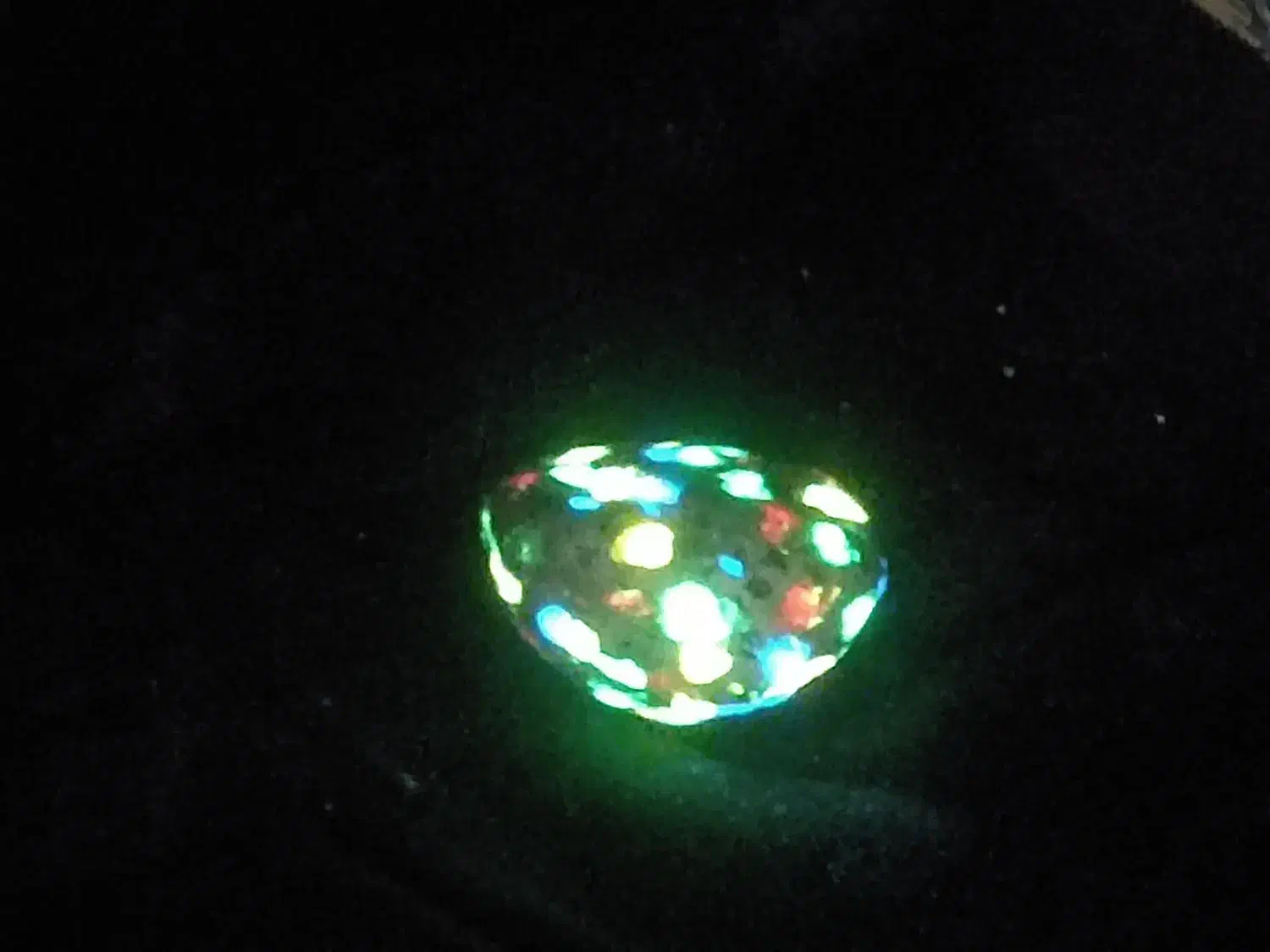 گوهر شب چراغ|کلکسیون اشیاء عتیقه|همدان, |دیوار