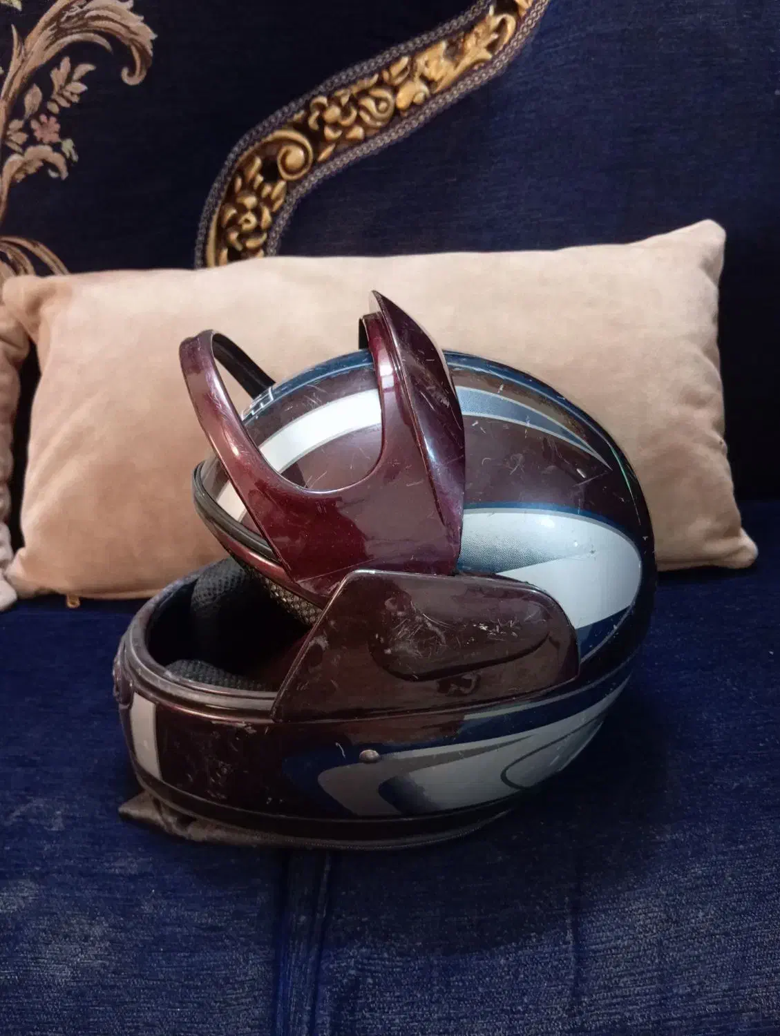 پی اس پی|کنسول، بازی ویدئویی و آنلاین|پیشوا, |دیوار