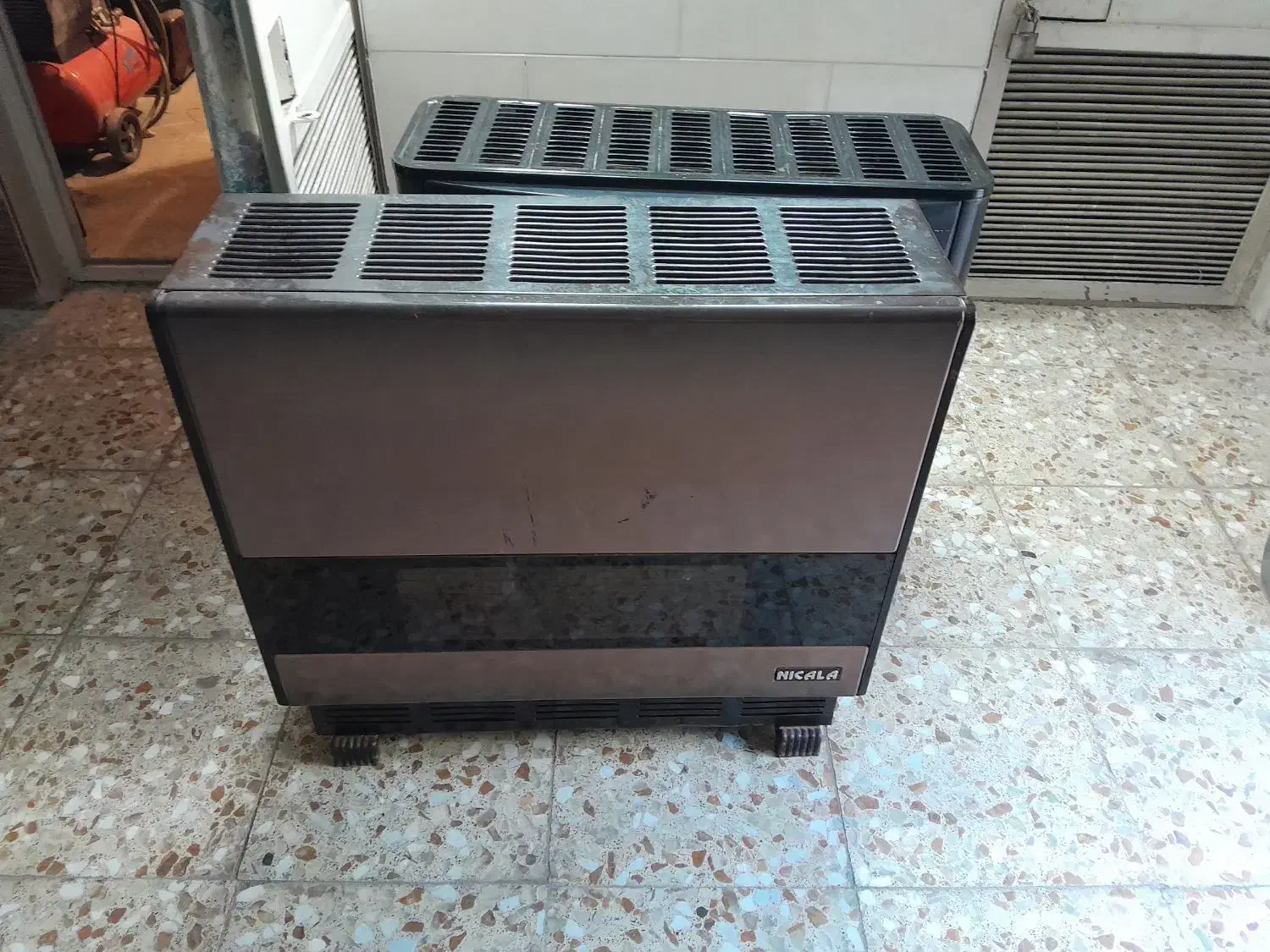 لوازم منزل|تلویزیون و پروژکتور|تنکمان, |دیوار