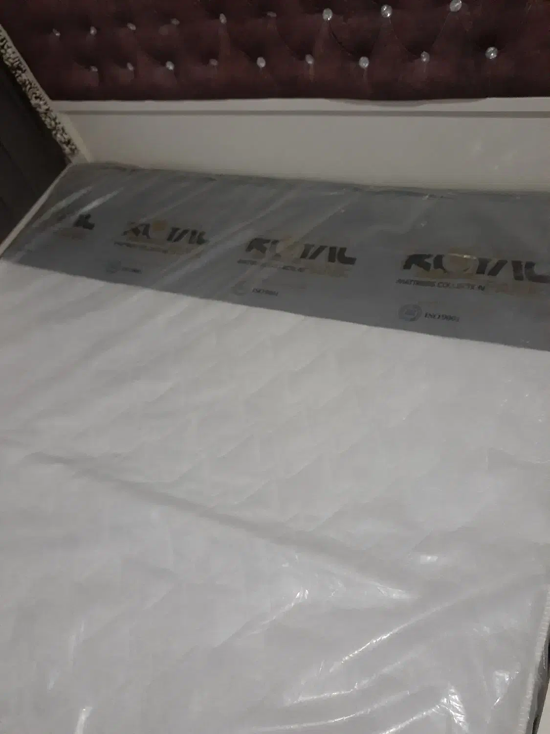 فروش فوری تشک نو هنوز پلاستیکش باز نشده|تشک تختخواب|بیرجند, |دیوار