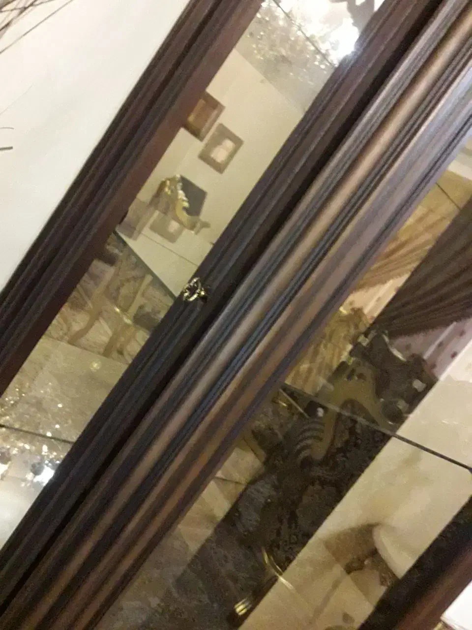 بوفه اینه دار تمام چوب و زبیا کاملا سالم|بوفه، ویترین، کنسول|مشکین‌دشت, |دیوار