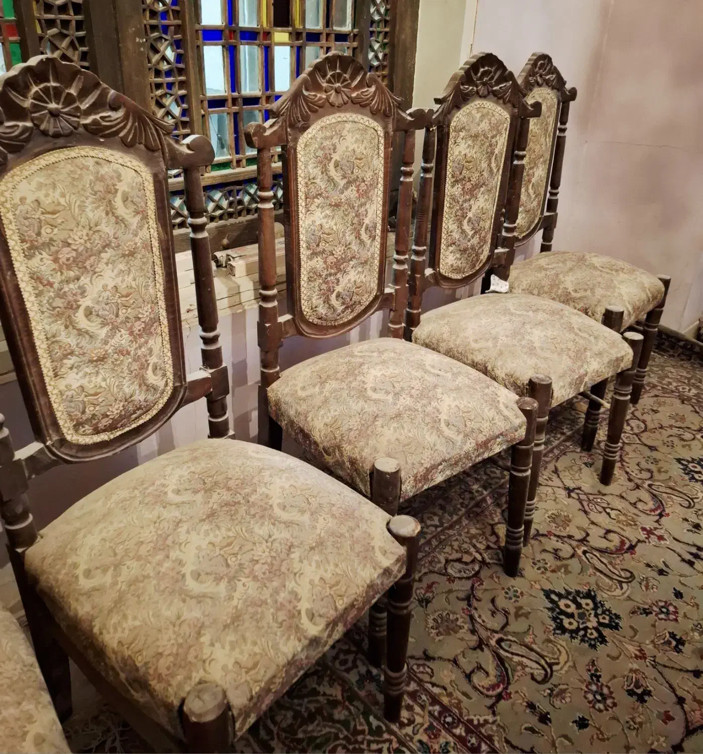 لوازم منزل|مبلمان خانگی و میز عسلی|تفت, |دیوار