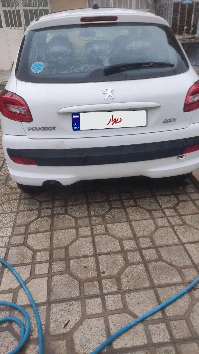 فروش پژو تیوفایو۲۰۷ سقف شیشه ی|خودرو سواری و وانت|شیراز, ده پیاله|دیوار