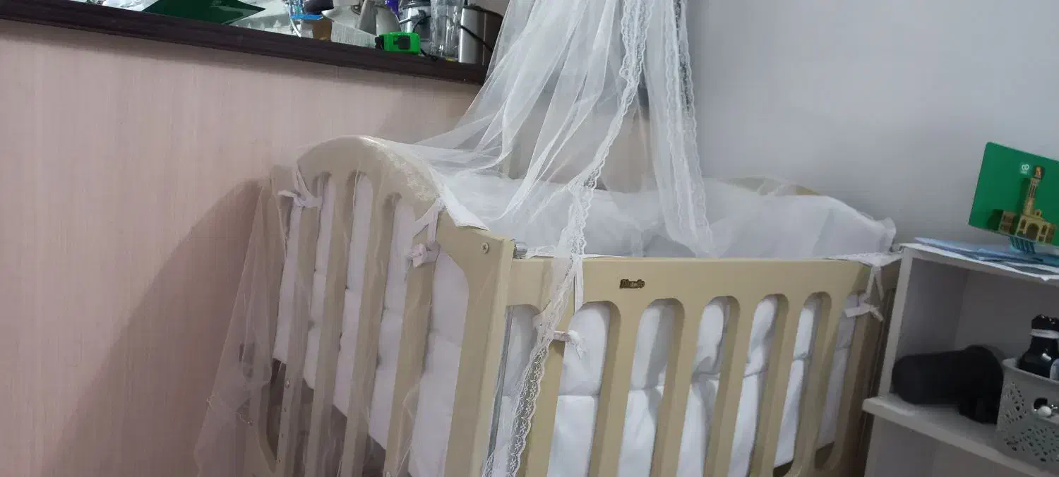 گهواره کنارمادرکاملانو|تخت و صندلی بچه|مشهد, امین آباد|دیوار