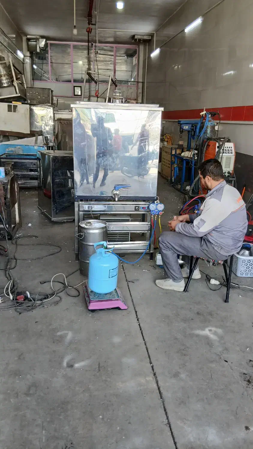 تعمیر انواع شیر سرد کن ویخچال صنعتی و شیر دوش|خدمات پیشه و مهارت|نیشابور, ۲۲ بهمن|دیوار