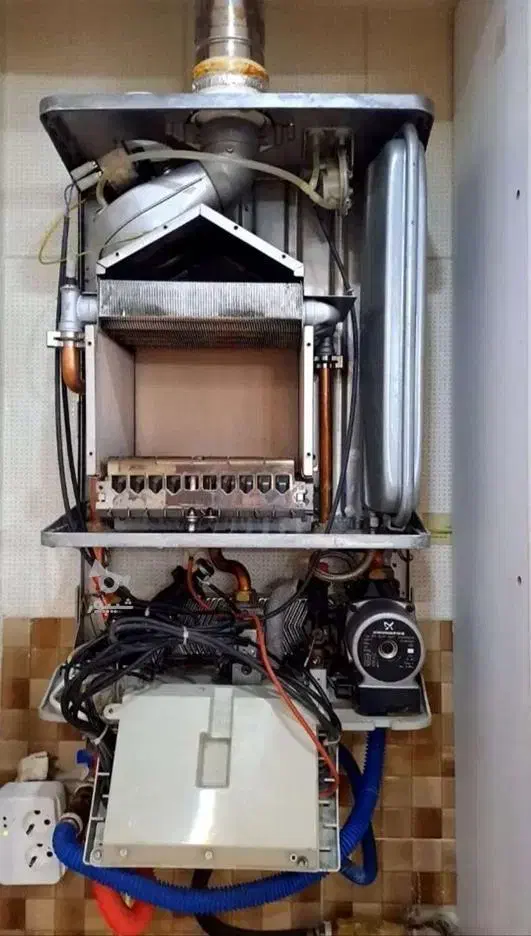 تعمیر سرویس تخصصی پکیج آبگرمکن گاز پخت پز و بخاری|خدمات پیشه و مهارت|همدان, |دیوار