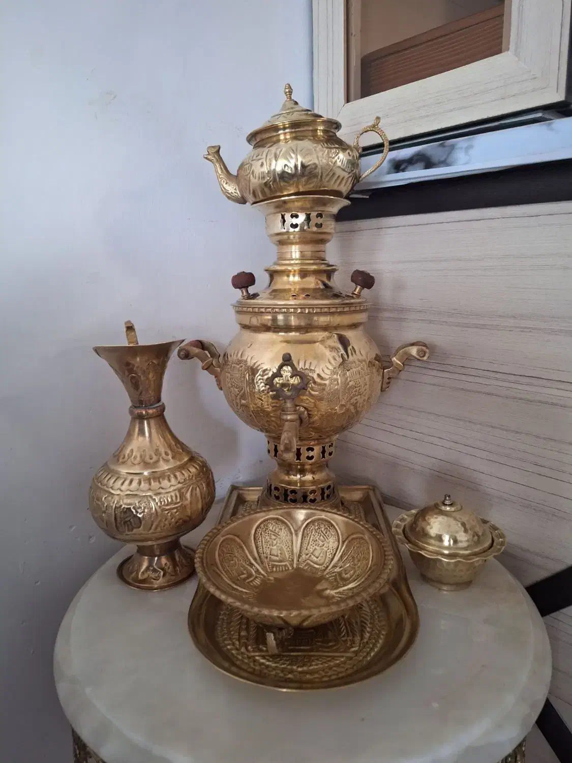 میزخاطره برنز با سماور وگلدون|مبلمان خانگی و میز عسلی|نهاوند, |دیوار