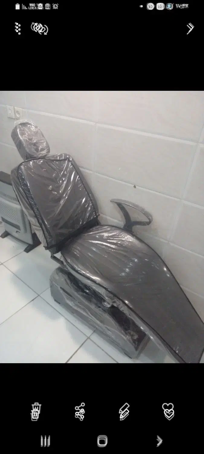 صندلی|صندلی و نیمکت|قم, چهار امامزاده|دیوار