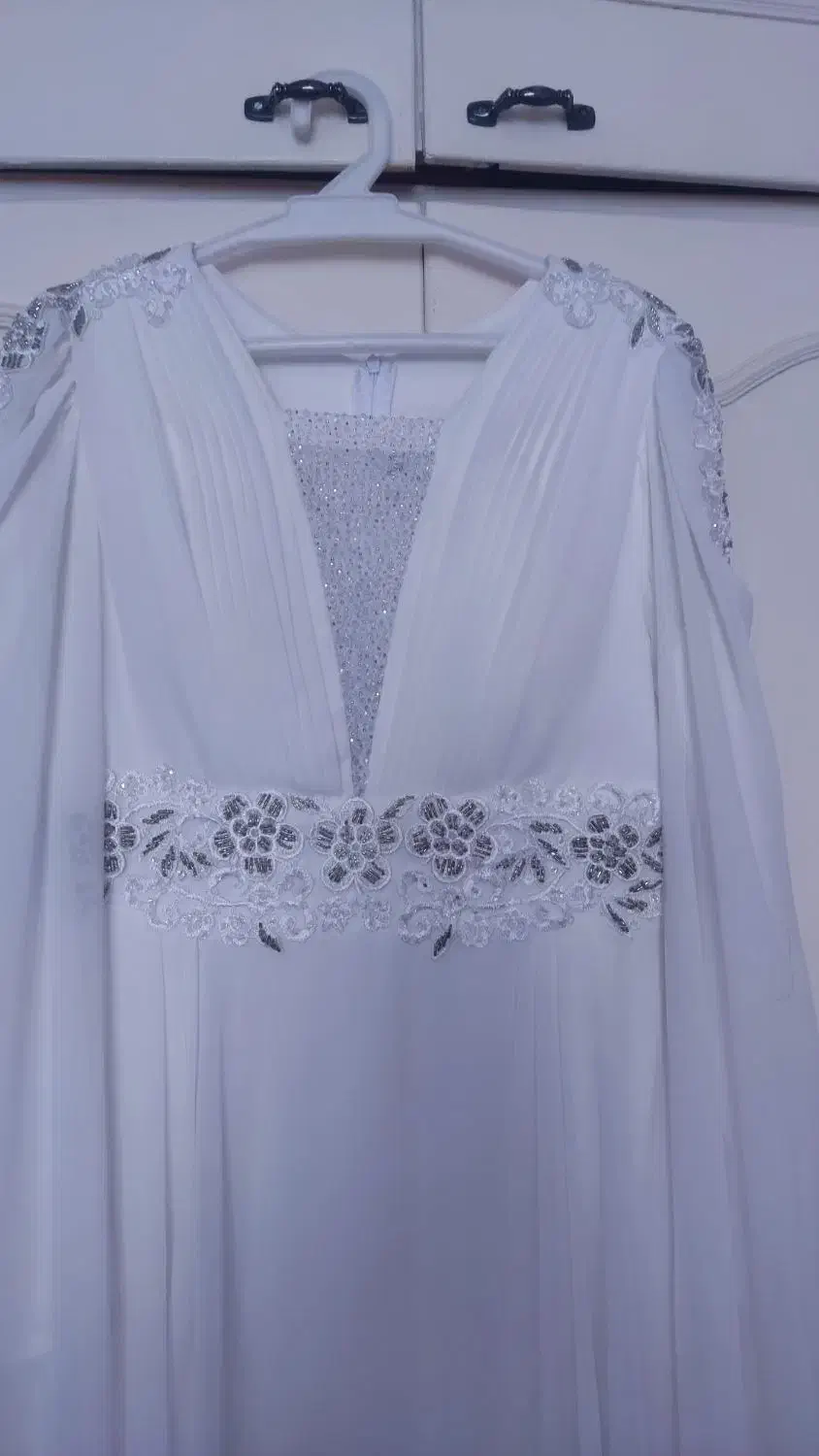 لباس سفید عقدی نو تن نرفته سایز ۴۲|لباس|بروجرد, |دیوار