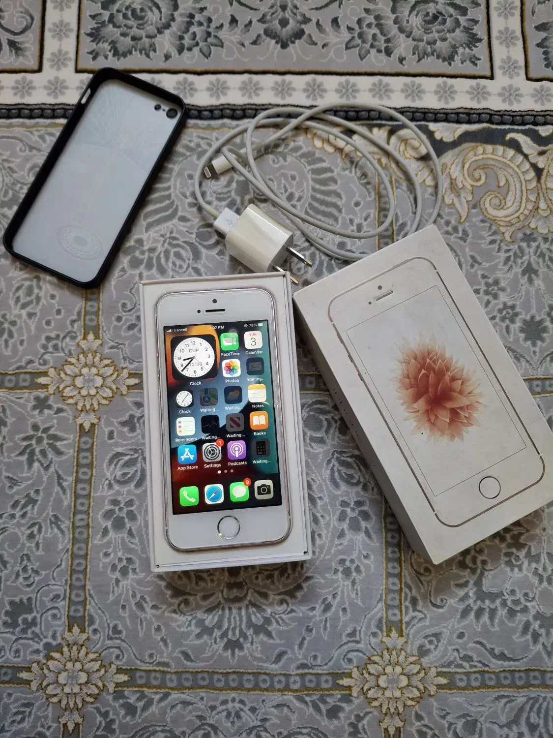 iphone SE 2016|موبایل|بجنورد, |دیوار