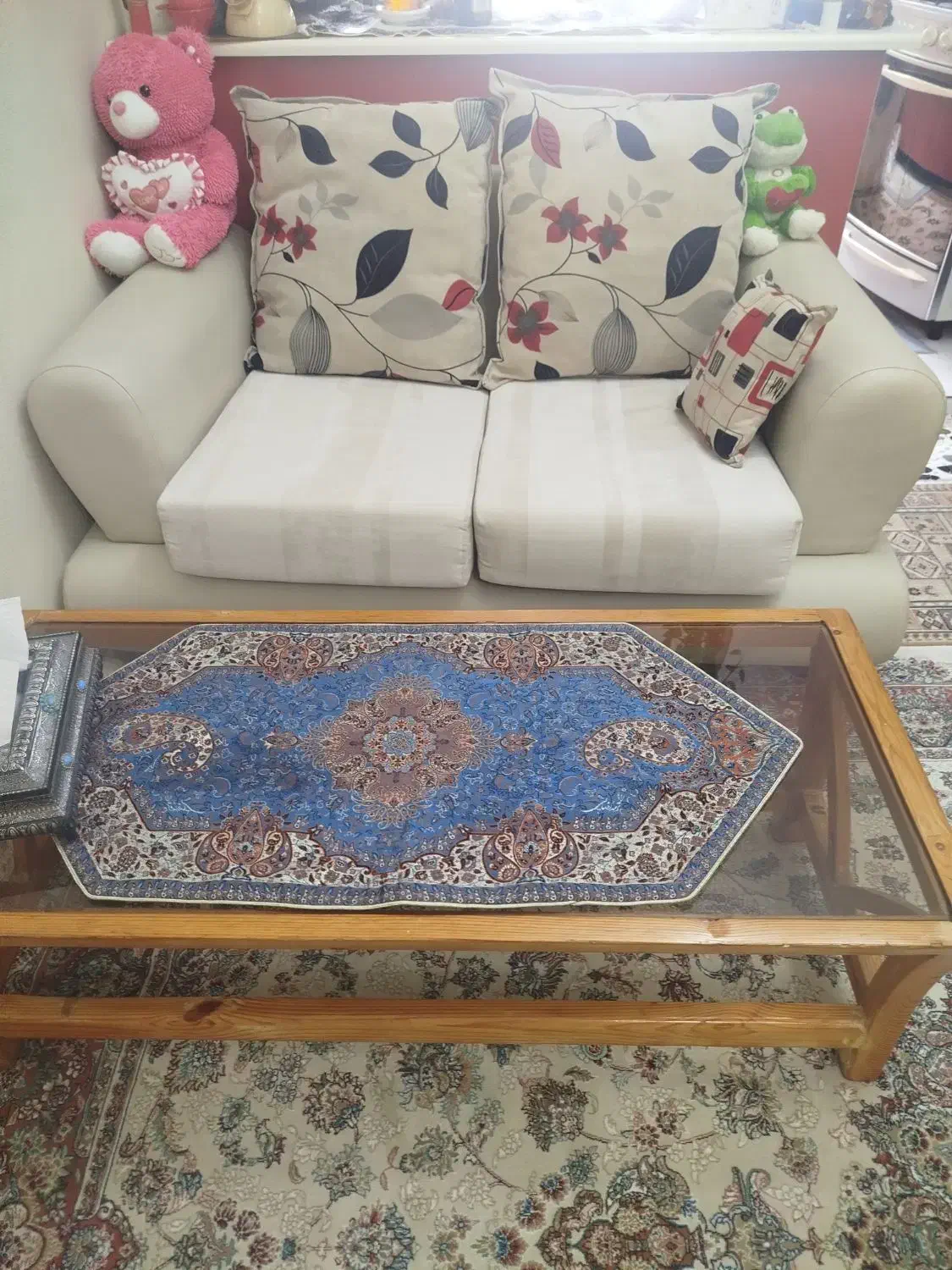 مبلمان ۷ نفره|مبلمان خانگی و میز عسلی|رشت, استقامت ۱|دیوار