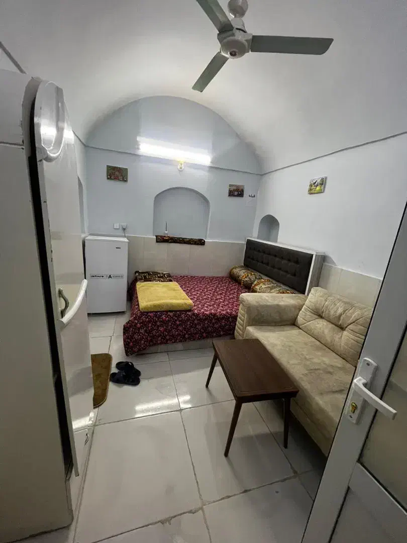 واحد تمیز مرکز شهر مستقل(ساعتی،روزانه)|اجارهٔ کوتاه‌مدت آپارتمان و سوئیت|زاهدان, |دیوار