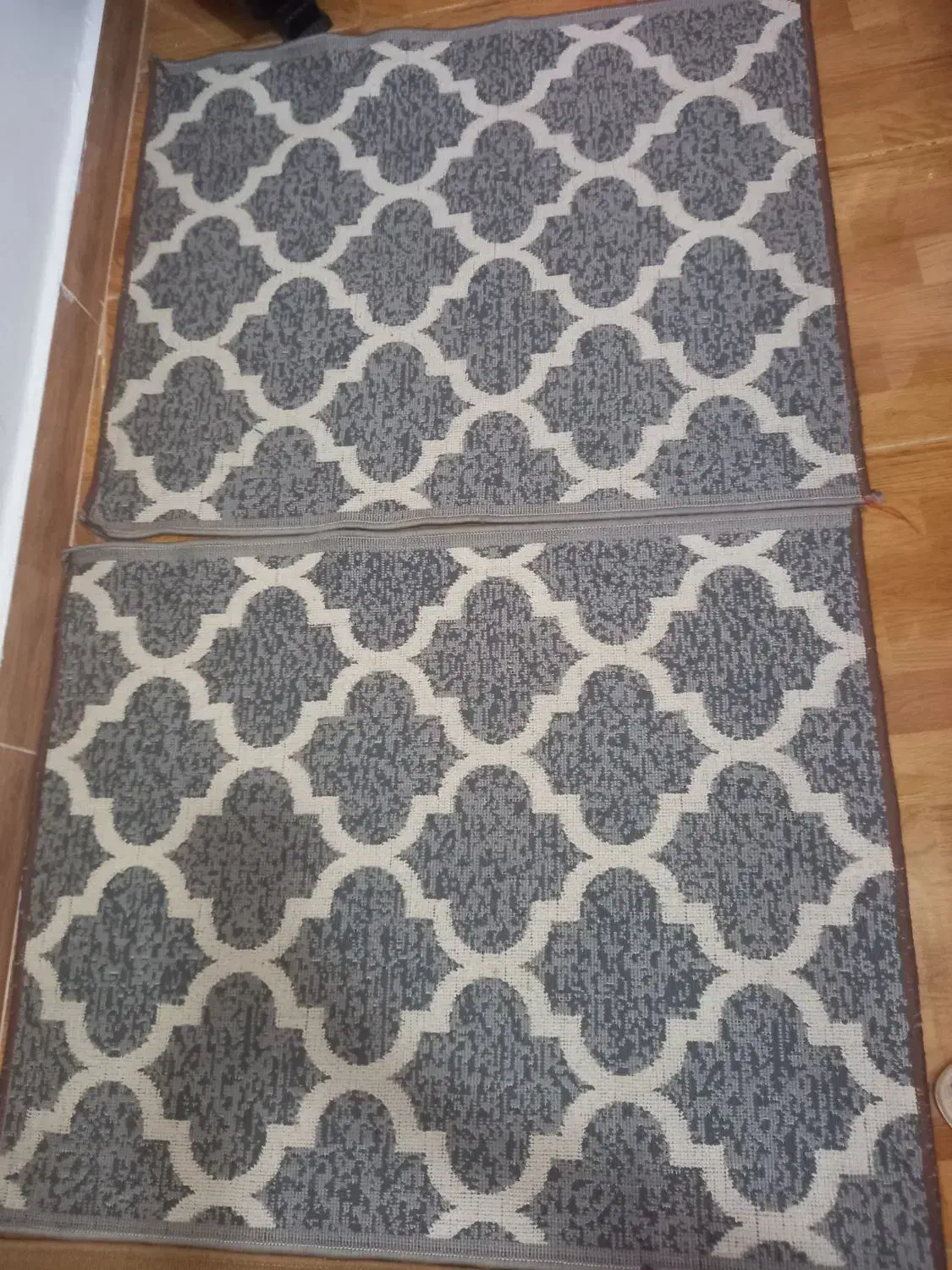 کاملا سالم‌ بدون پارگی یا زدگی|فرش|لنگرود, |دیوار