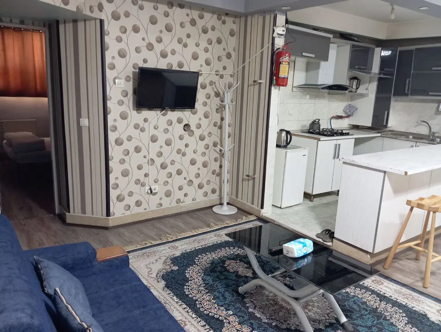 هتل آپارتمان مبله در مرکز شیراز|اجارهٔ کوتاه‌مدت آپارتمان و سوئیت|شیراز, زند|دیوار