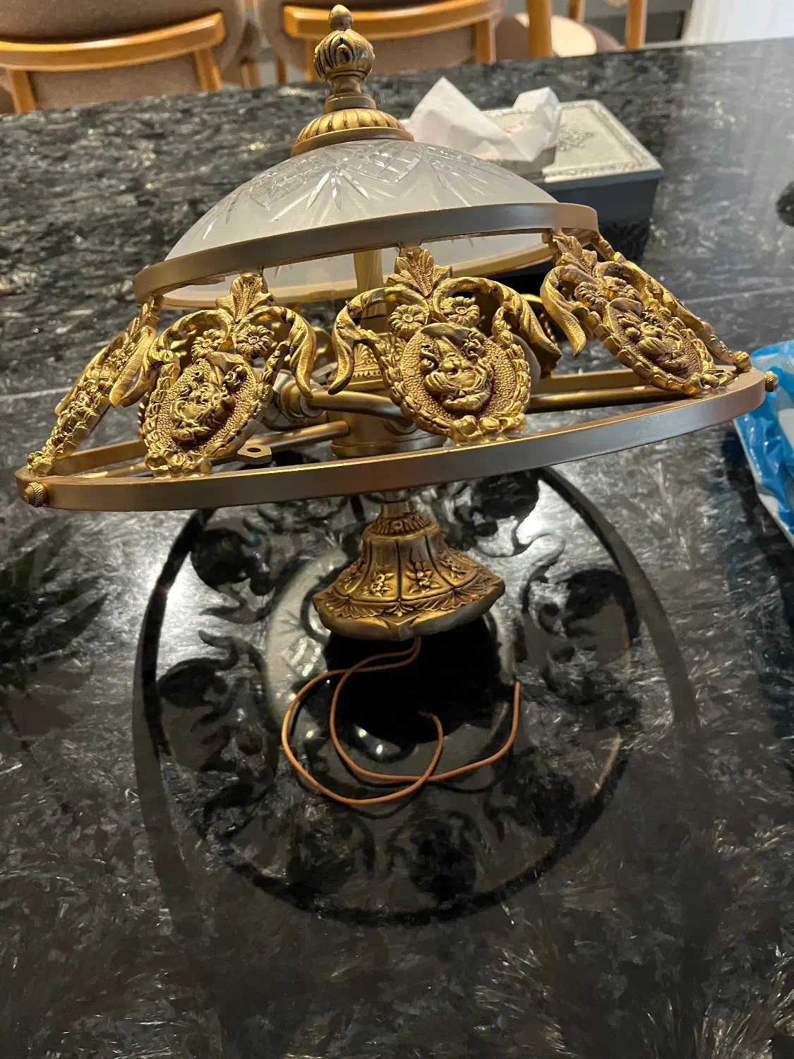 لوستر سقفی طلایی برنز|لوستر و چراغ آویز|تهران, پاسداران|دیوار