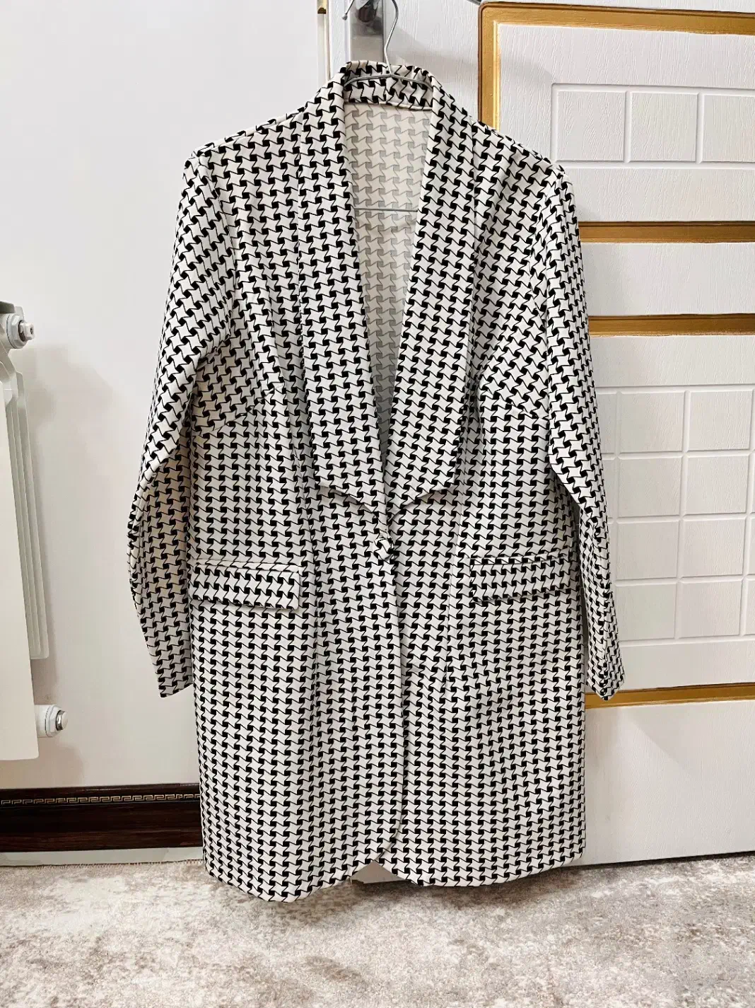 تعدادی مانتو شومیز تیشرت زنانه|لباس|قم, زنبیل آباد|دیوار