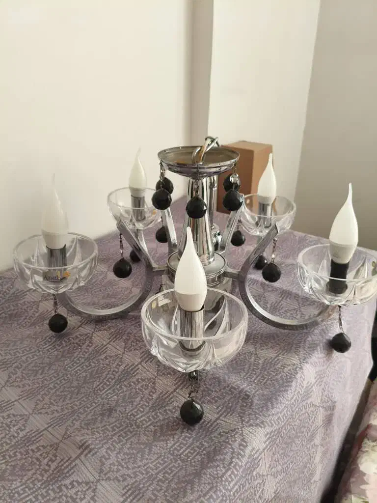 لوستر درحدنو نو.|لوستر و چراغ آویز|پرند, فاز ۱|دیوار