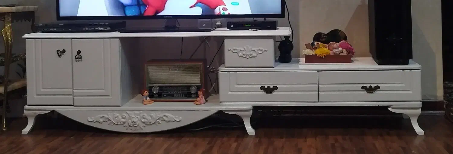 میز تی وی|میز تلویزیون|یزد, |دیوار