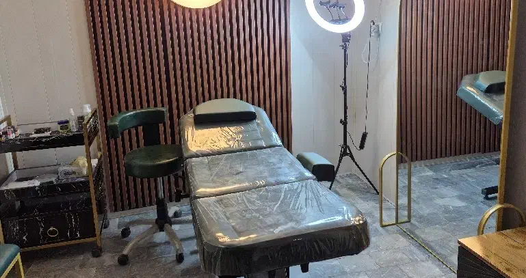 اجاره اتاق مجهز برای لاین آرایشی  ولیعصر|اجارهٔ دفتر کار، اتاق اداری، مطب|تبریز, |دیوار