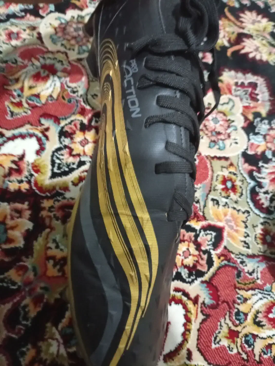 کفش استوک اکشن پرو مشکی طلایی جوراب دار|کیف، کفش، کمربند|بروجرد, |دیوار