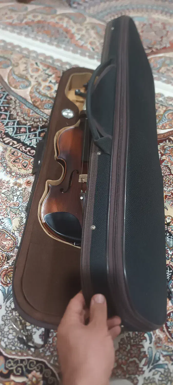 ویولن عتیقه زیرخاکی|ویولن|شهرکرد, |دیوار