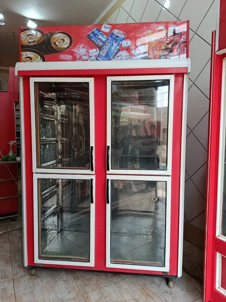 یک عددیخچال ویترینی 4درب یک طرف نما|فروشگاه و مغازه|اهواز, فرهنگ شهر|دیوار