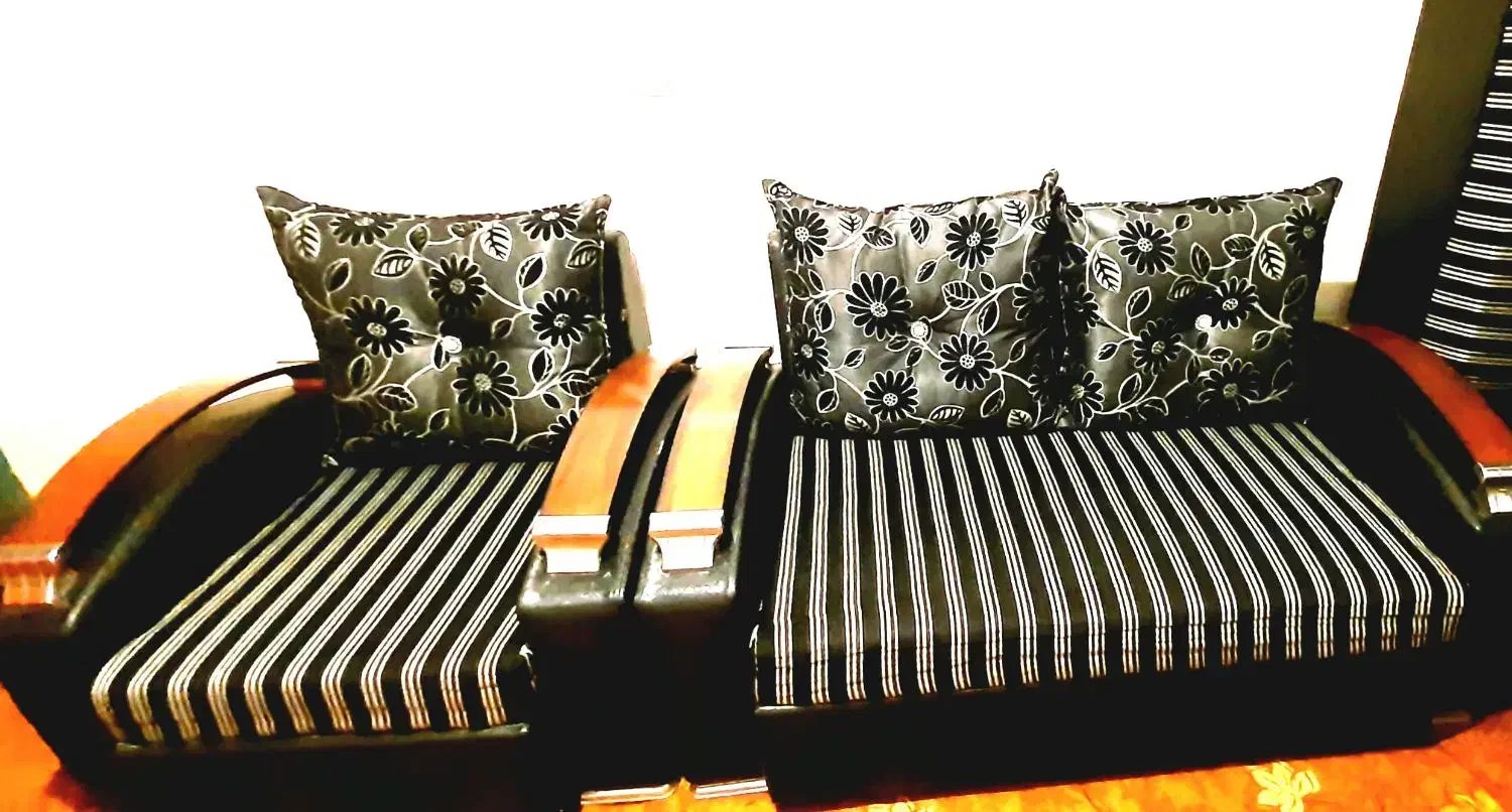 مبل راحتی|مبلمان خانگی و میز عسلی|فولادشهر, B7|دیوار