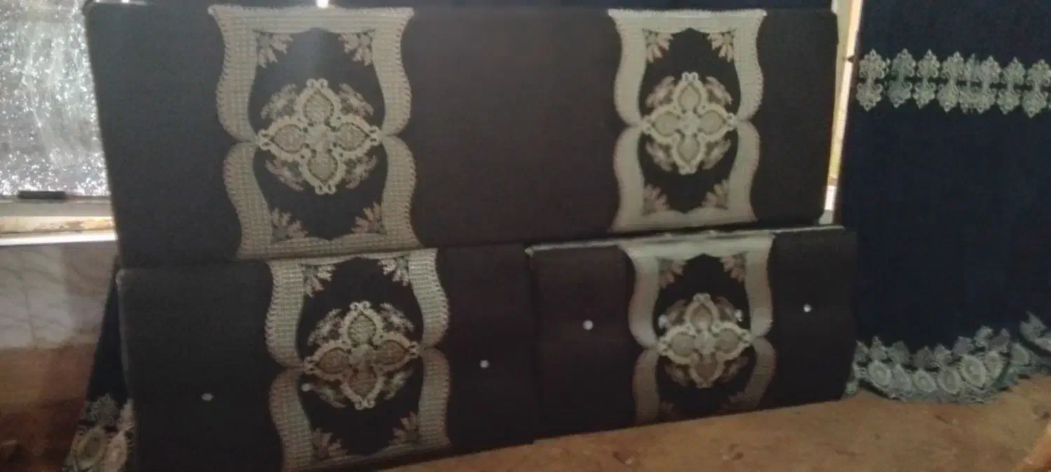 پشتی خلیجی|پشتی|آبادان, |دیوار